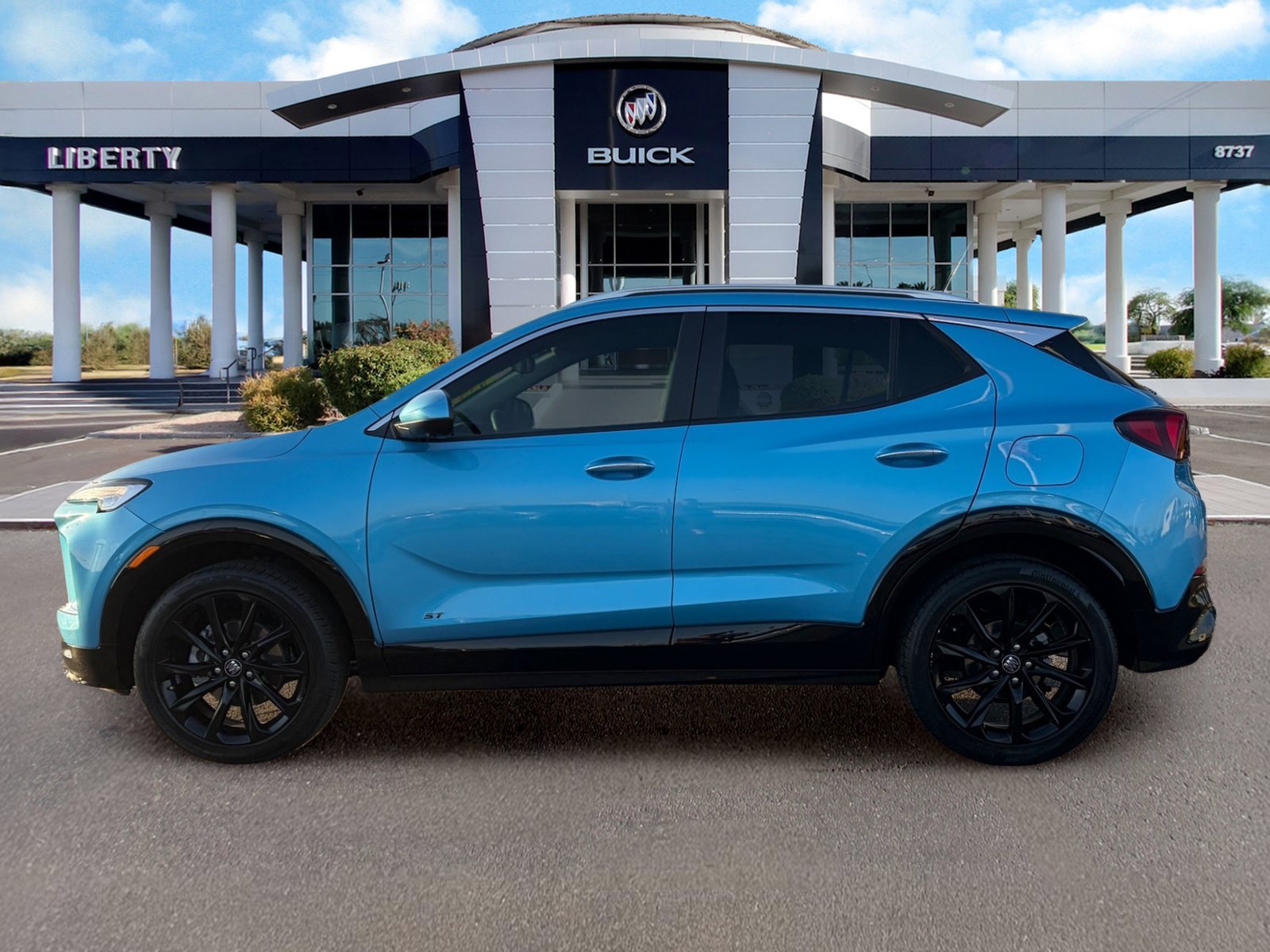 Used 2025 Buick Encore GX Sport Touring w/ Experience Buick Package AWD/4WD image 7
