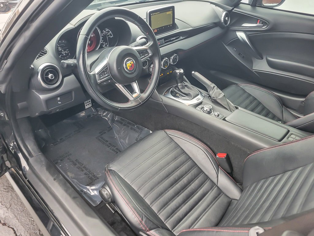 Used 2020 FIAT 124 Spider Abarth w/ Convenience Group image 9