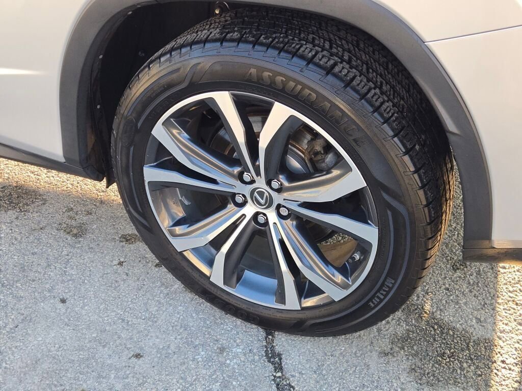 Used 2018 Lexus RX 350L FWD image 14