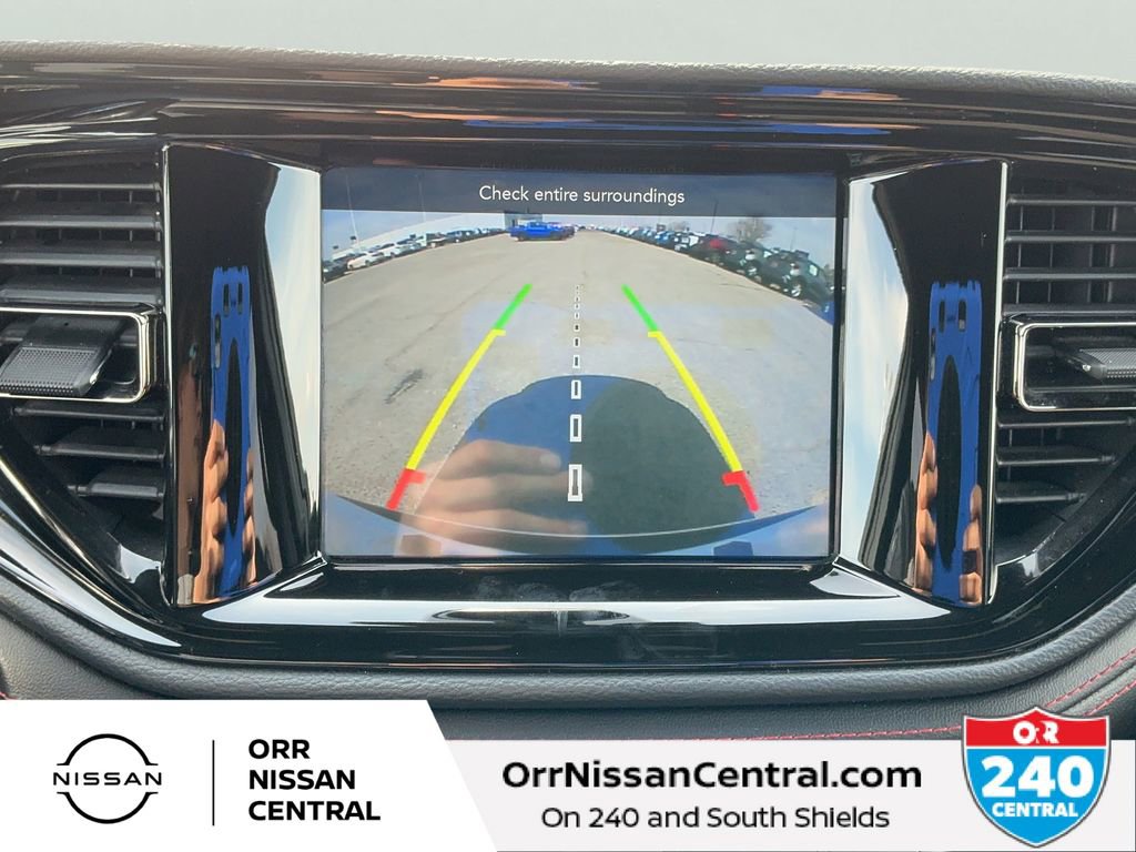 Used 2023 Dodge Durango GT image 25