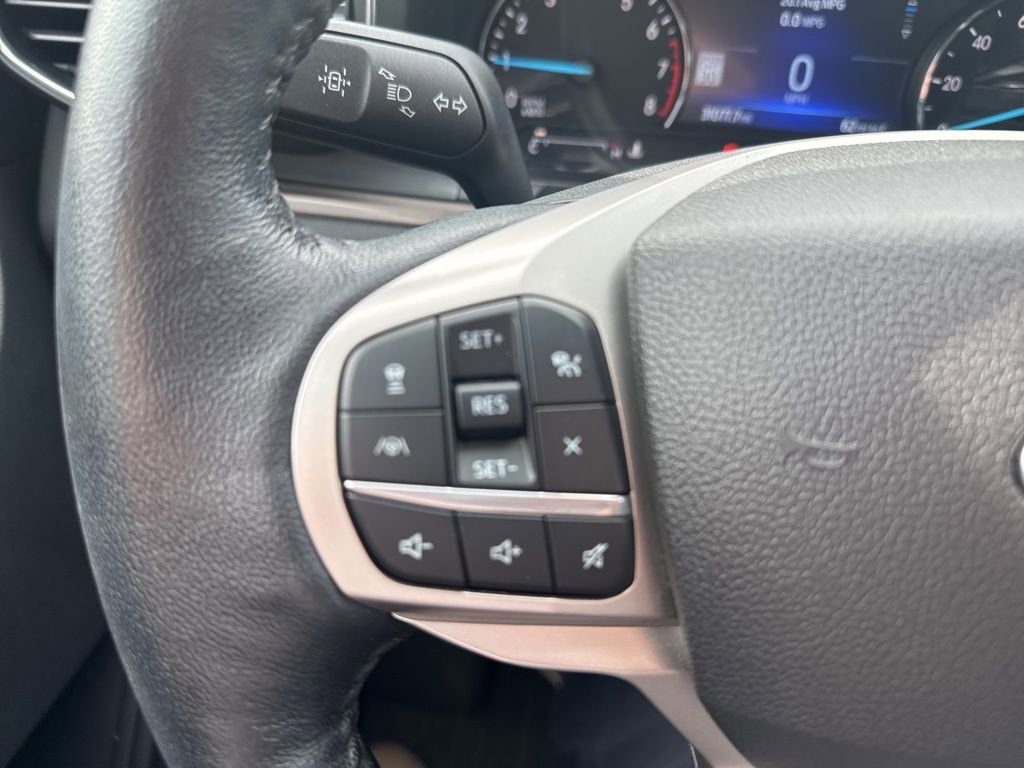 Used 2022 Ford Explorer Limited w/ Class IV Trailer Tow Package image 11