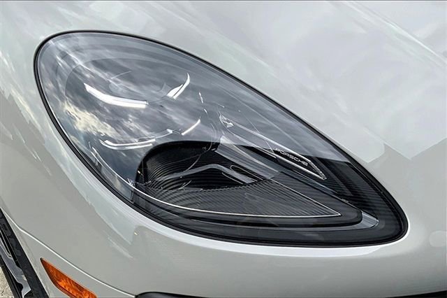 Certified 2026 Porsche Macan image 18
