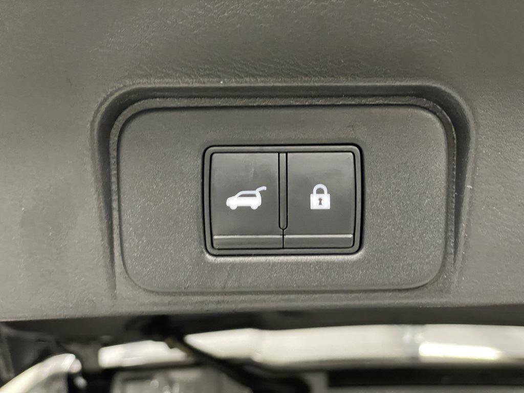 Used 2022 Nissan Rogue SL w/ SL Premium Package image 10