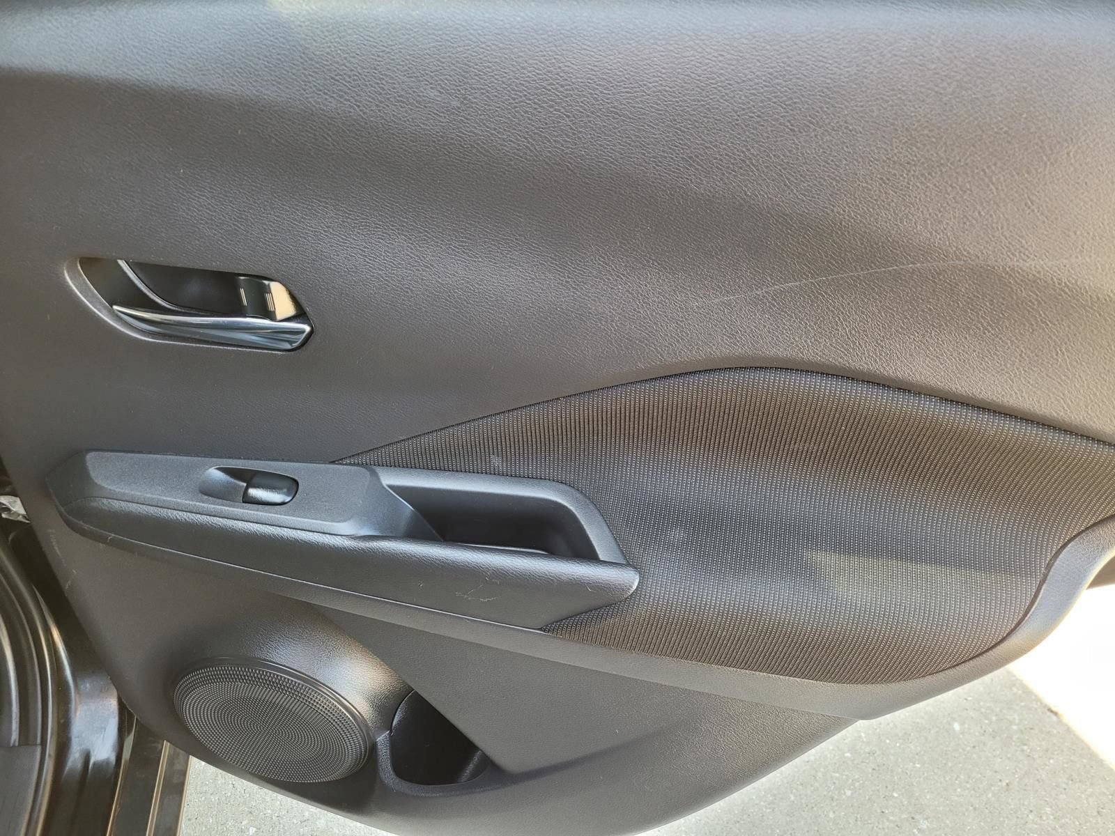 Used 2021 Nissan Kicks SV FWD image 10