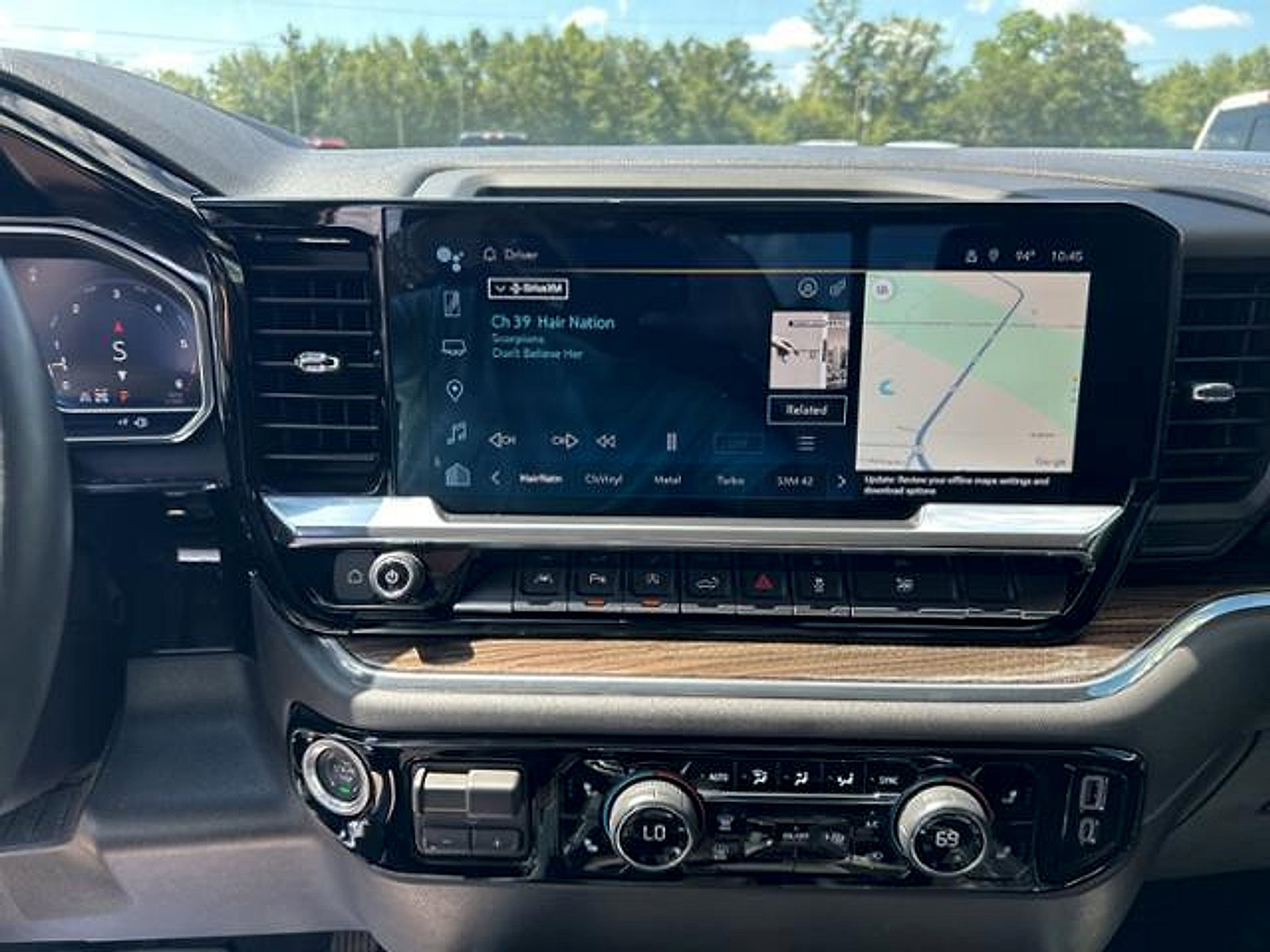 Used 2024 Chevrolet Silverado 1500 RST w/ Convenience Package II image 11