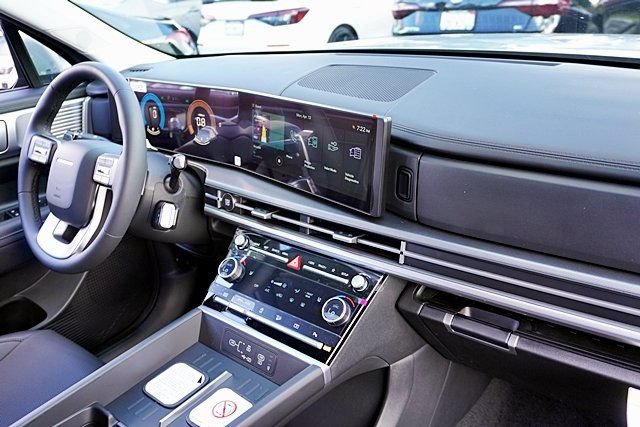 New 2026 Hyundai Santa Fe SEL FWD image 12