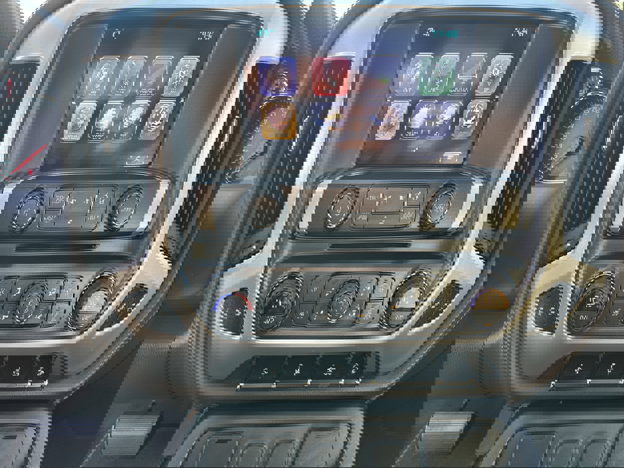 Used 2017 GMC Sierra 1500 SLT w/ SLT Premium Package image 28