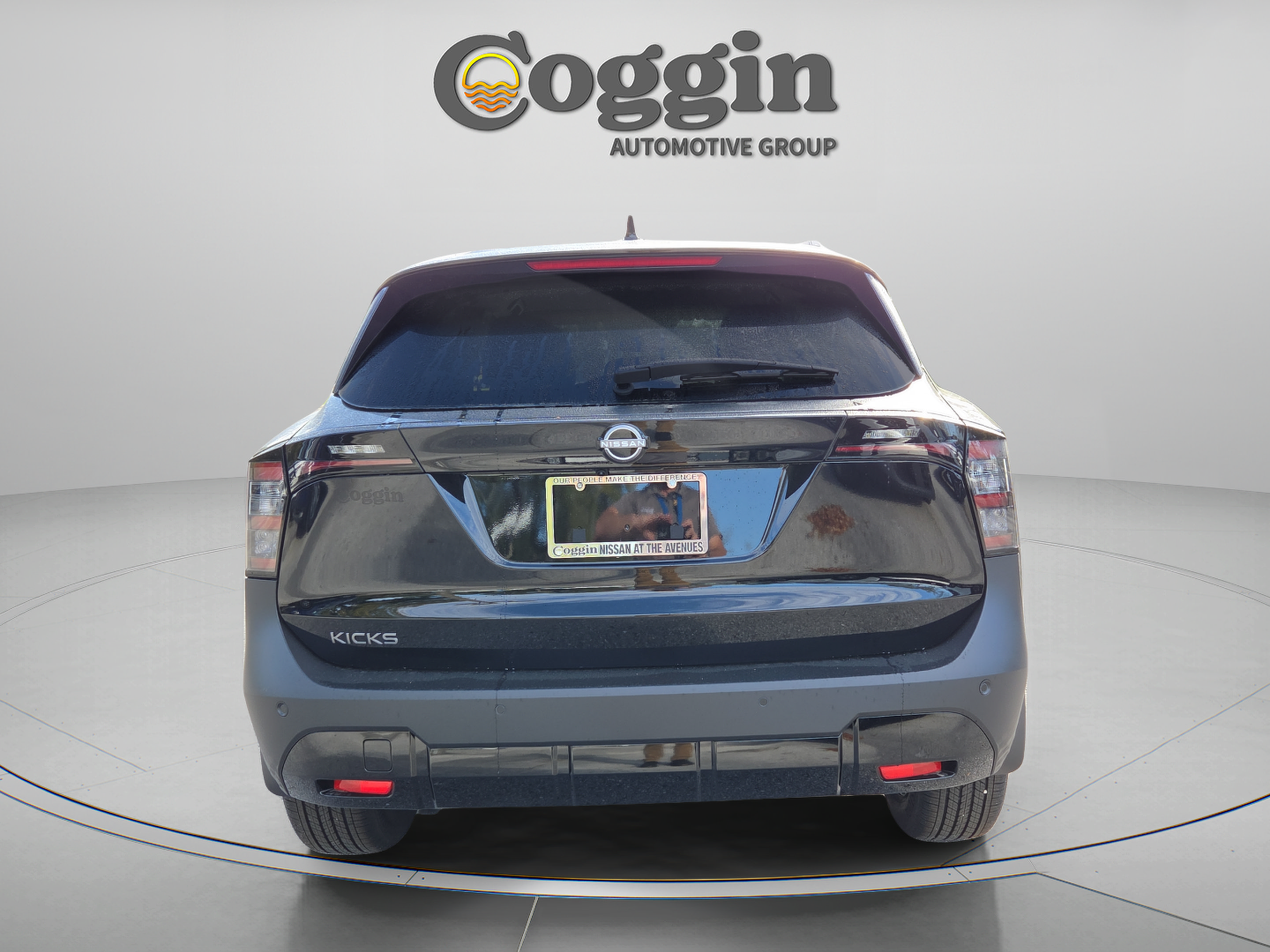 Certified 2026 Nissan Kicks SV FWD image 5