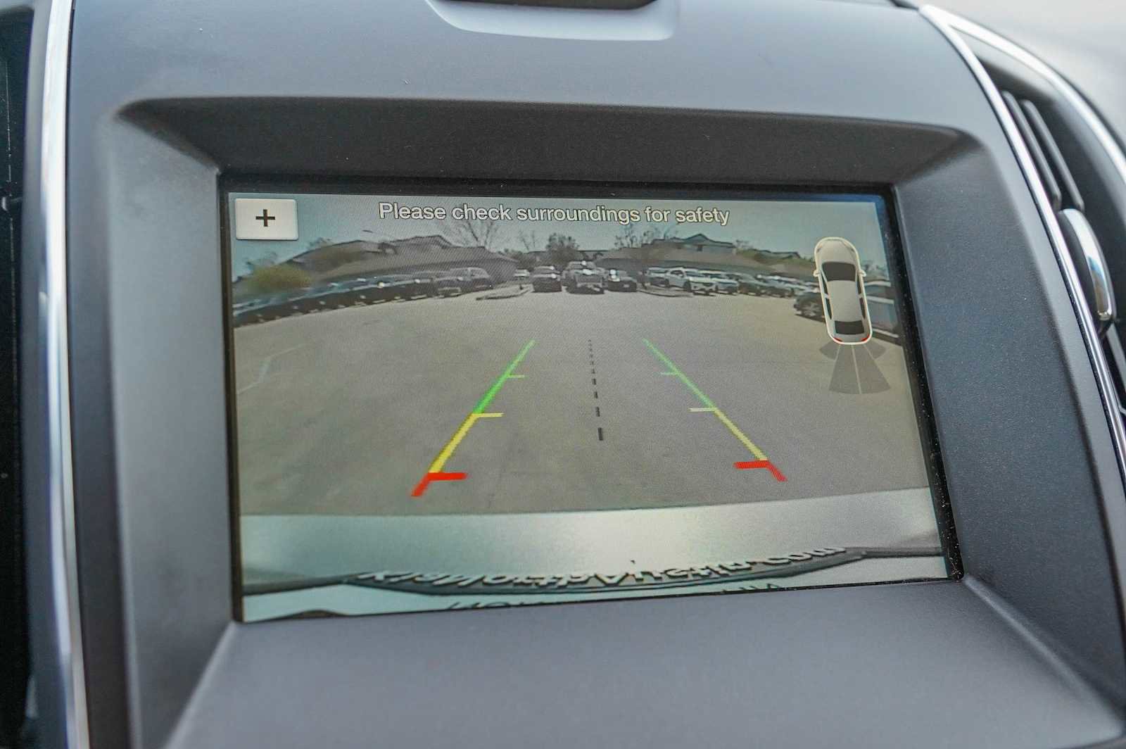 Used 2018 Ford Edge Titanium w/ Technology Package image 16