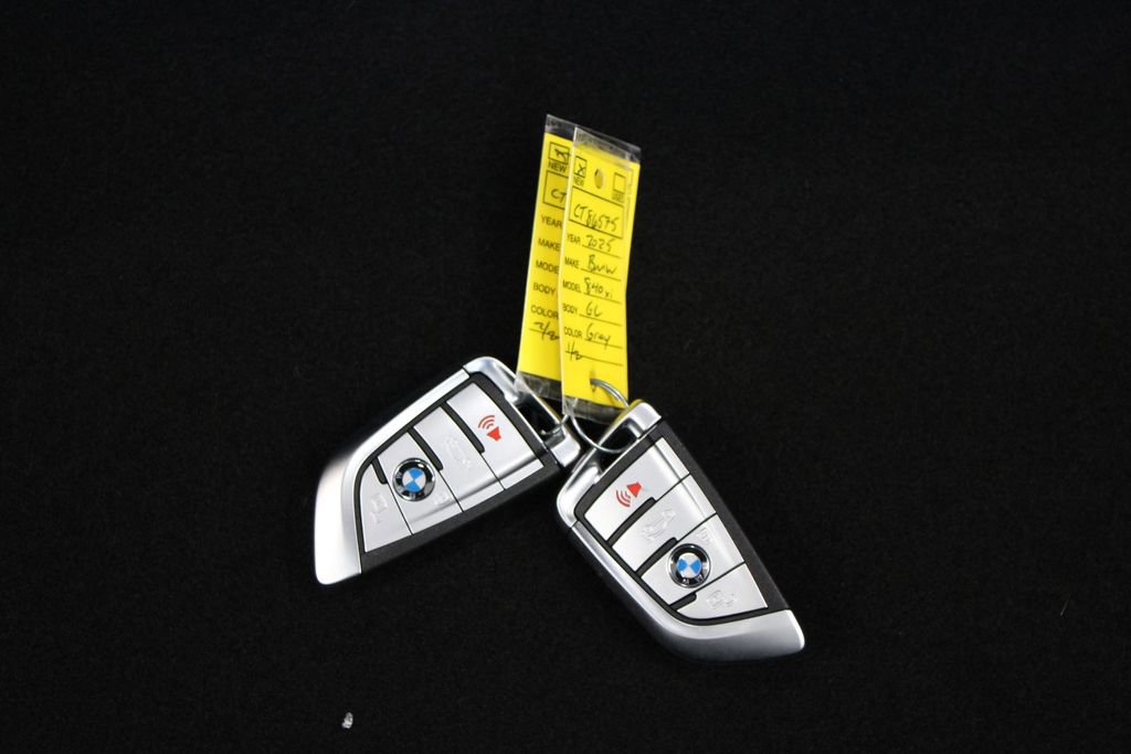 New 2025 BMW 840i xDrive w/ M Sport Professional Package image 29