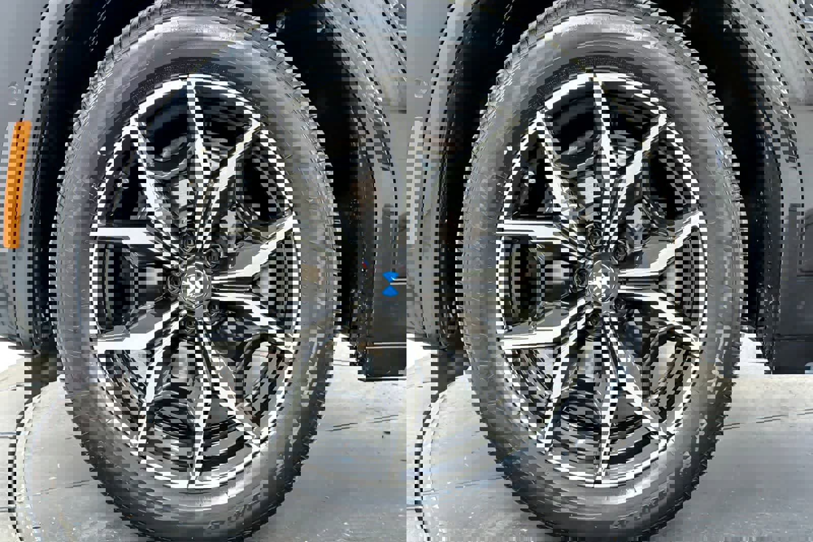 Used 2023 BMW X4 xDrive30i w/ M Sport Package image 27