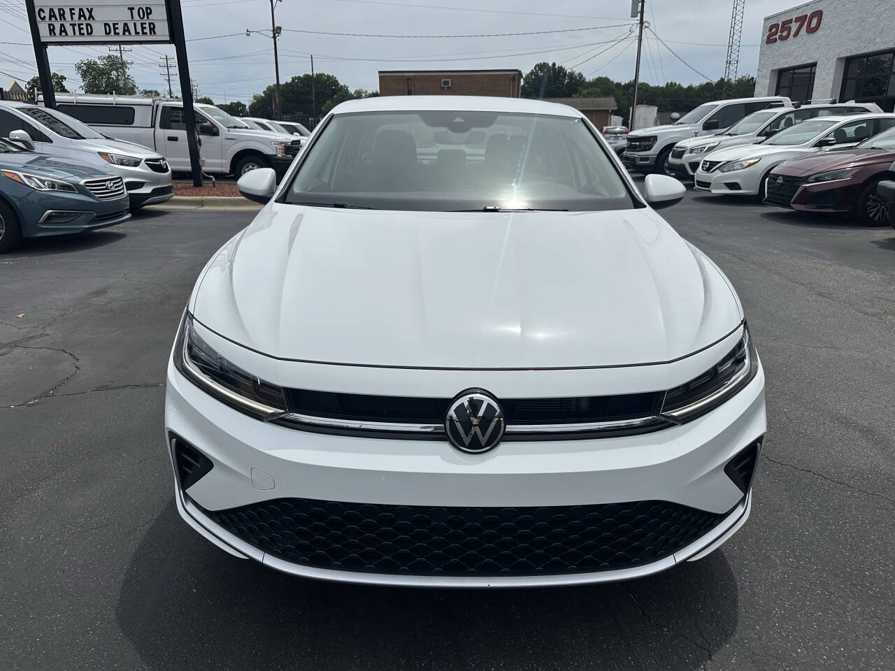 Used 2025 Volkswagen Jetta S FWD image 2