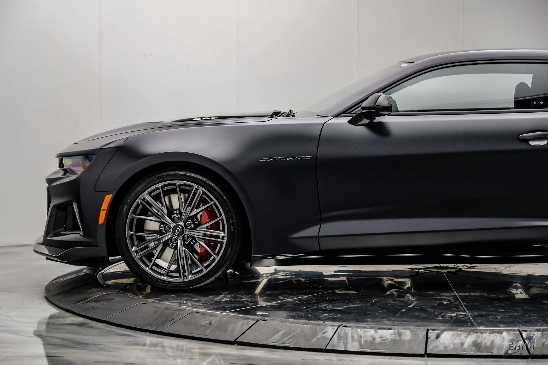 Used 2024 Chevrolet Camaro ZL1 RWD image 10