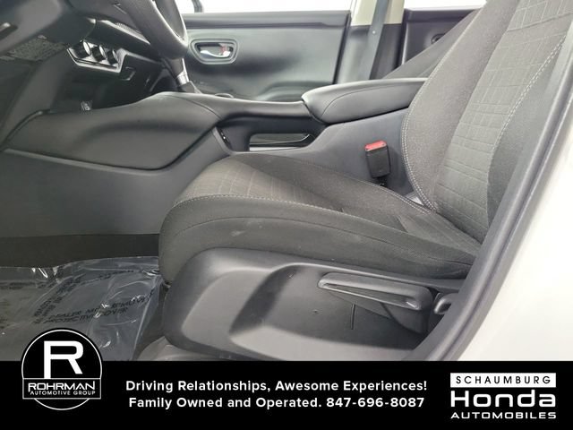 Certified 2025 Honda HR-V LX image 21