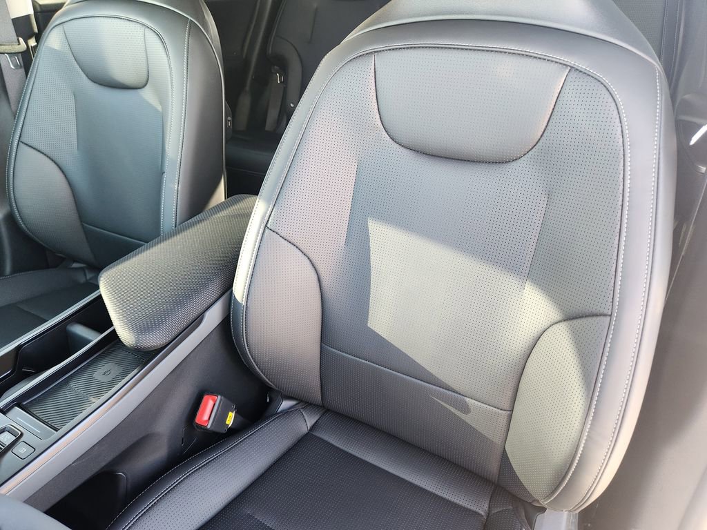 New 2025 Kia EV6 Wind image 9