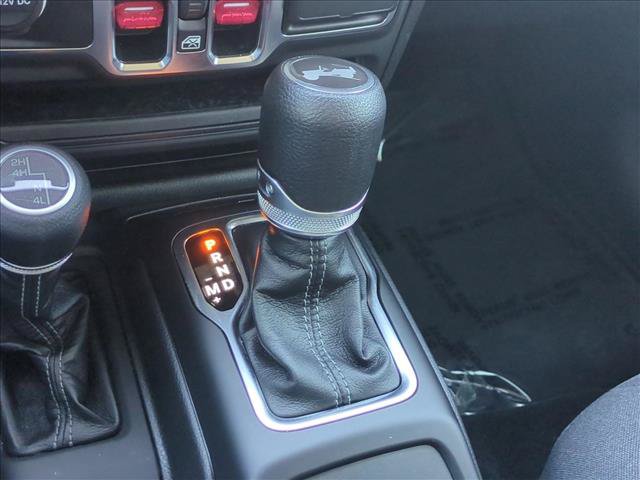Used 2025 Jeep Wrangler Unlimited Sport AWD/4WD image 12