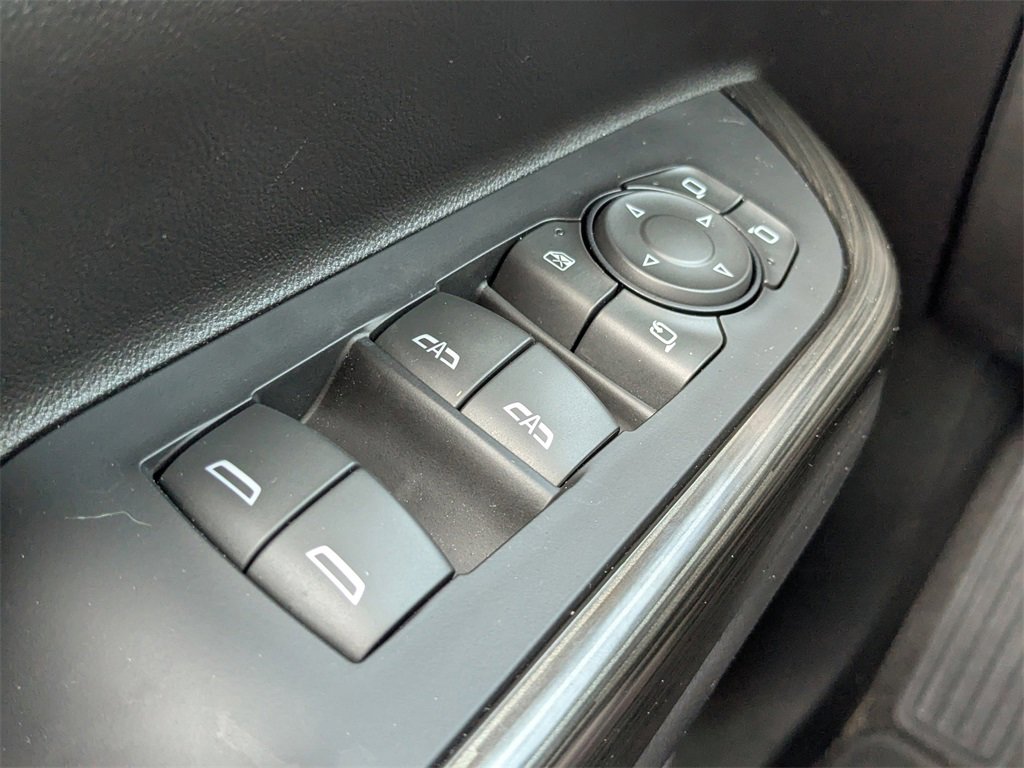 Used 2023 GMC Acadia SLT w/ Elevation Edition image 22