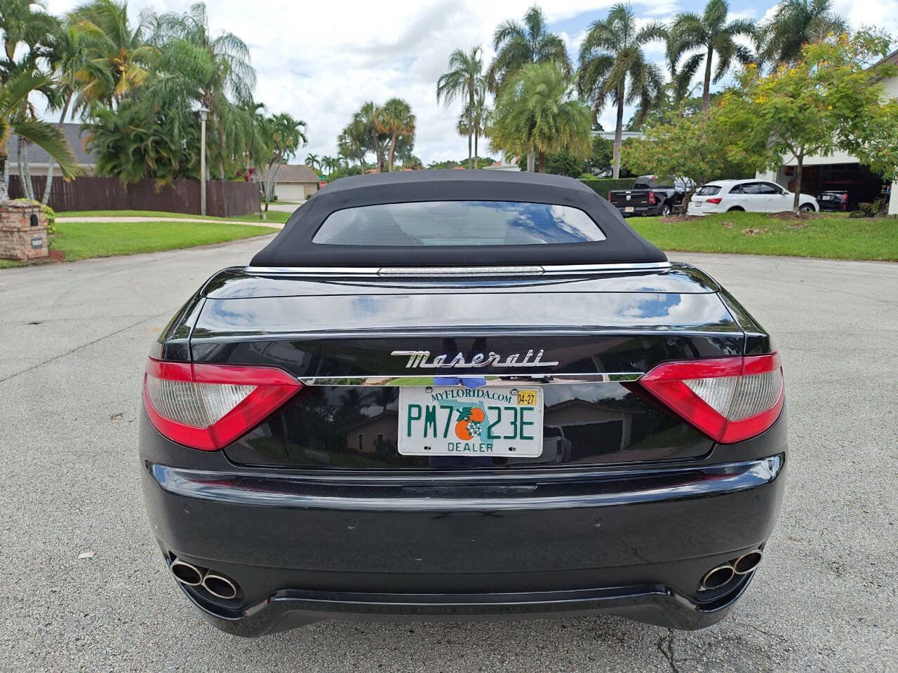 Used 2015 Maserati GranTurismo Convertible RWD image 11