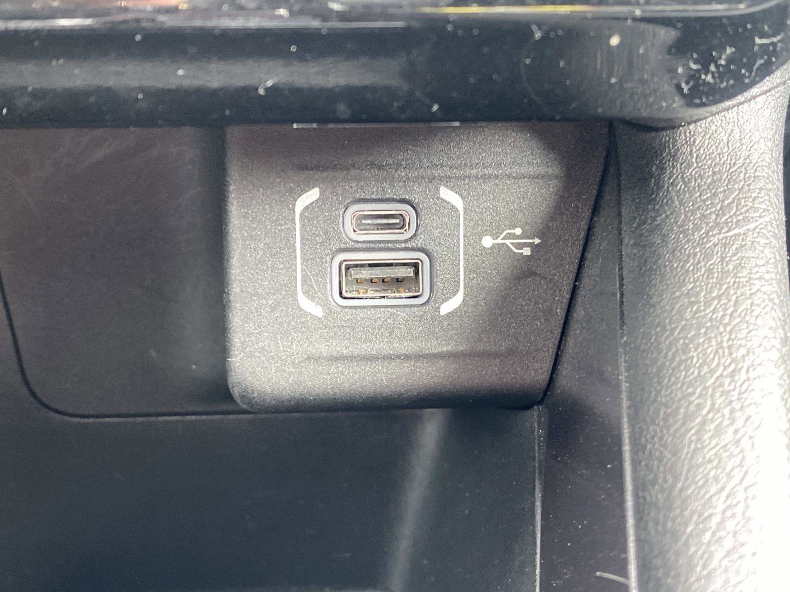 Used 2022 Jeep Compass Latitude image 32