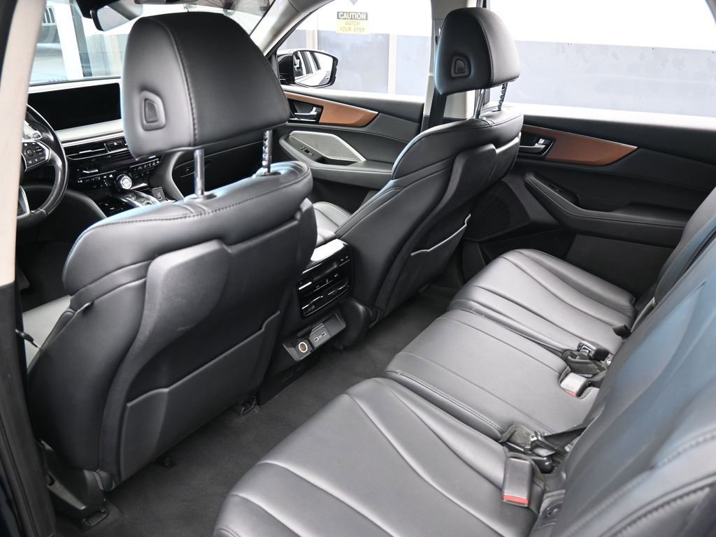 Used 2022 Acura MDX FWD image 38
