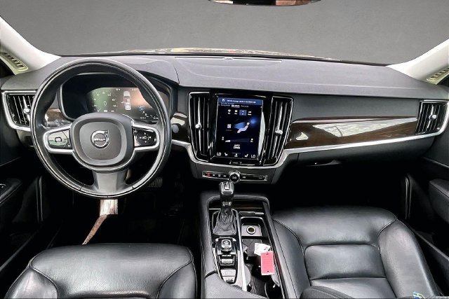 Used 2018 Volvo S90 T5 Momentum w/ Convenience Package AWD/4WD image 12