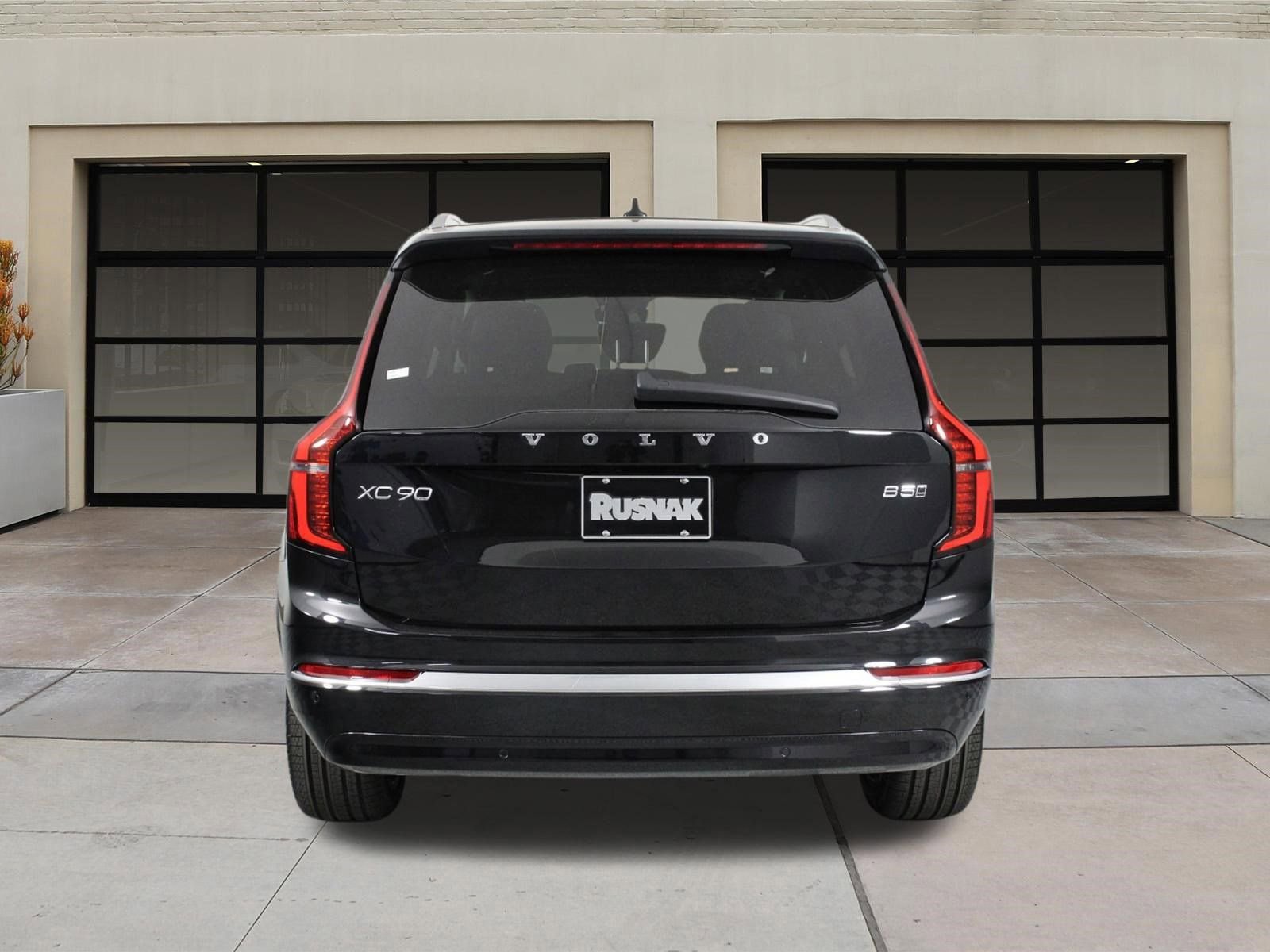 New 2026 Volvo XC90 B5 Core image 4