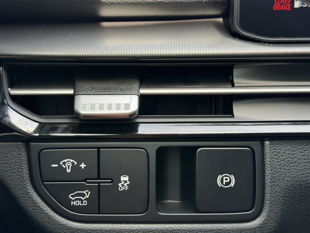 New 2027 Kia Sportage SX FWD image 31