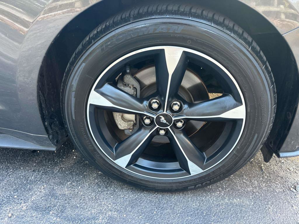 Used 2018 Ford Mustang Convertible w/ Equipment Group 101A image 22