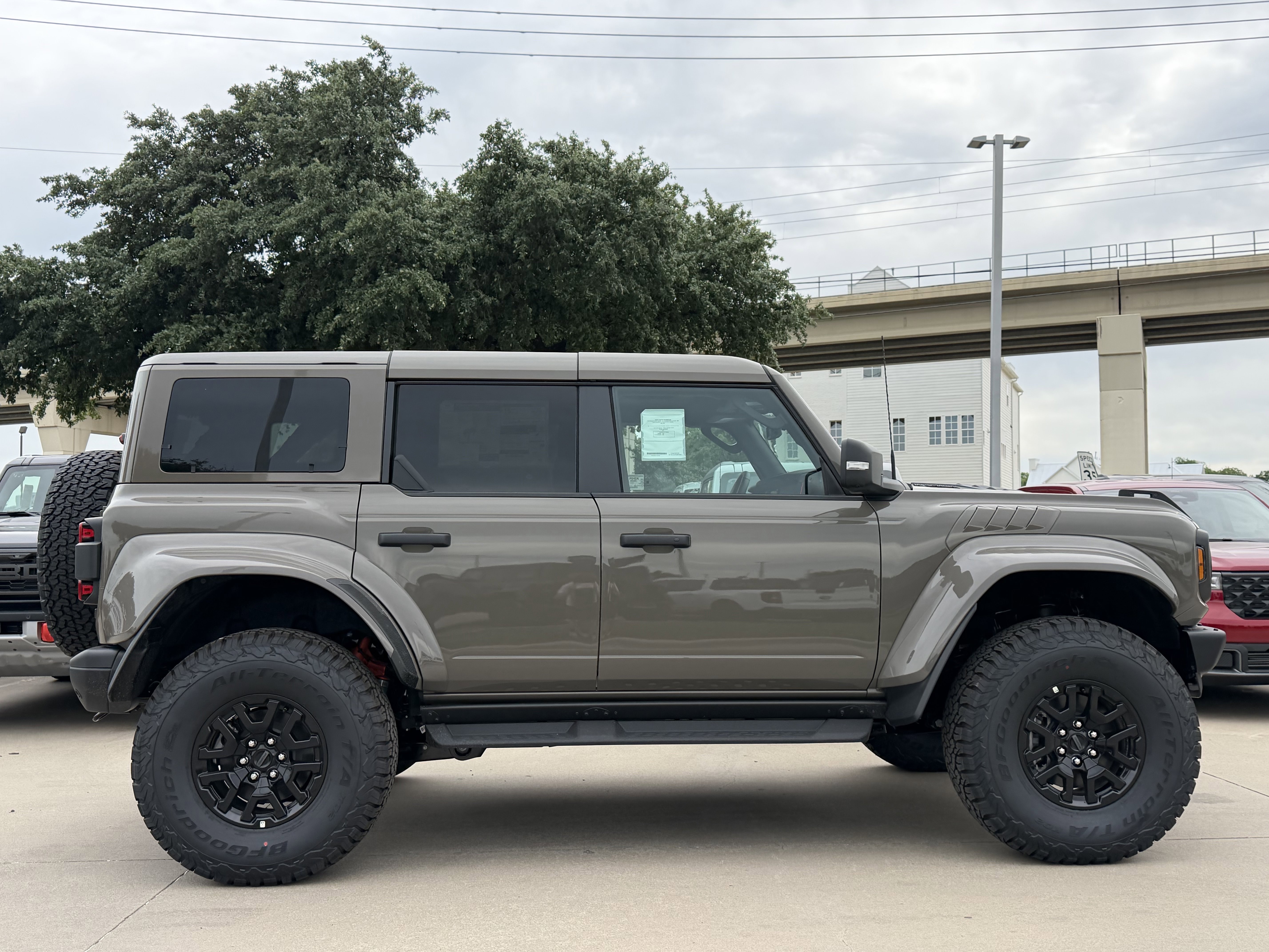New 2026 Ford Bronco Raptor AWD/4WD image 3