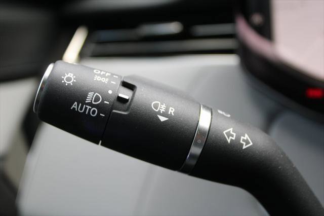 New 2025 Land Rover Range Rover Sport SV Edition Two image 33