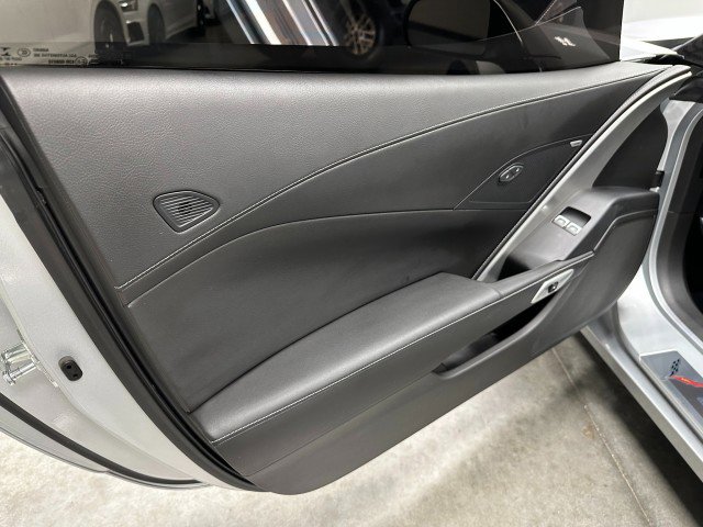 Used 2016 Chevrolet Corvette Z06 RWD image 36