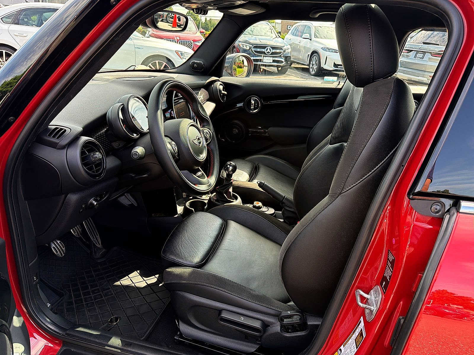 Used 2018 MINI Cooper S FWD image 10