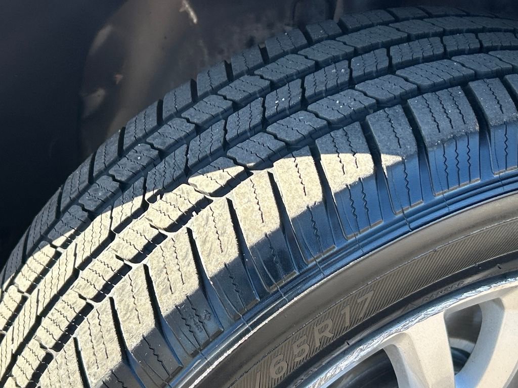 Used 2017 Chevrolet Equinox LT w/ Convenience Package image 31