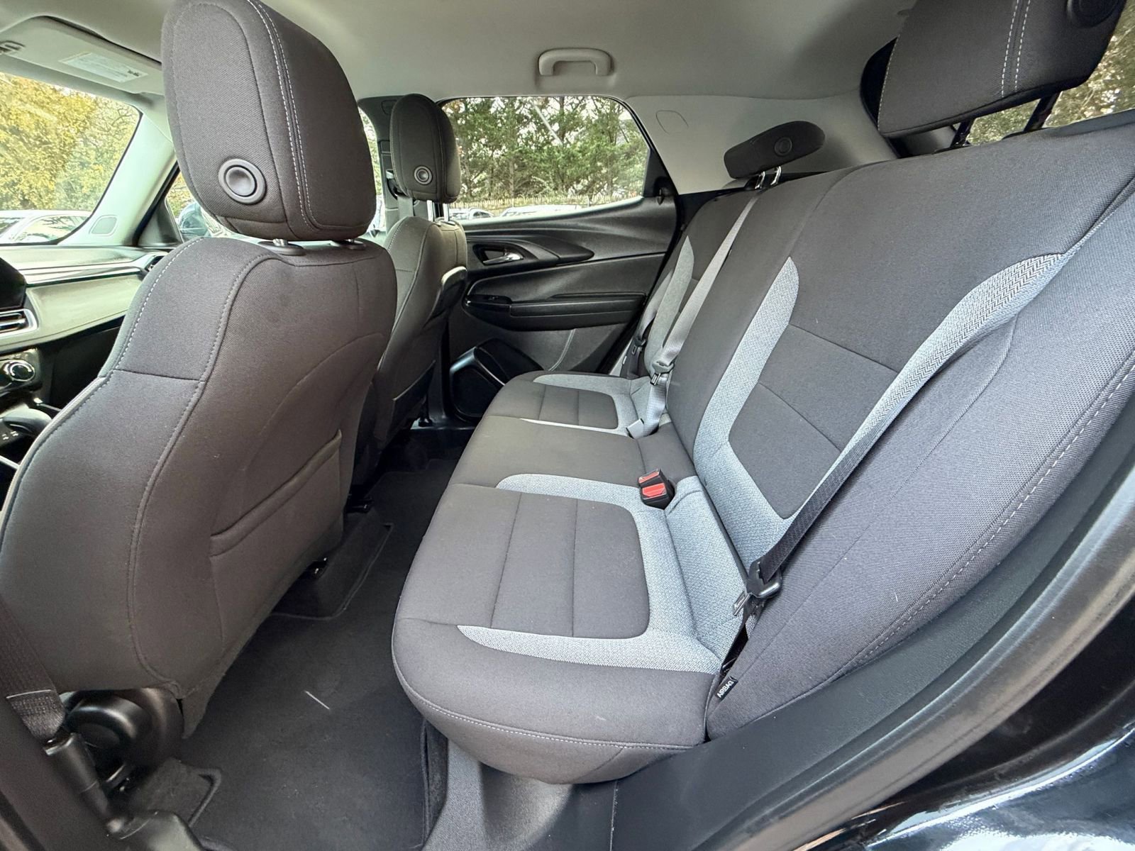 Used 2025 Chevrolet TrailBlazer LT image 23