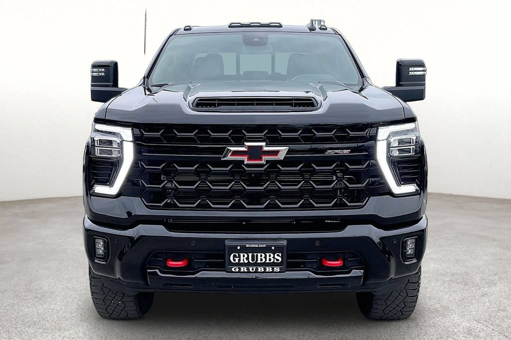 Used 2025 Chevrolet Silverado 2500 ZR2 w/ LPO, Dark Essentials Package AWD/4WD image 4