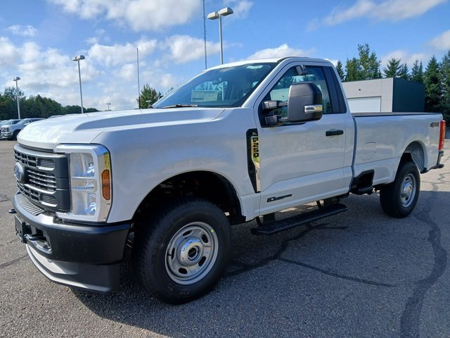 New 2026 Ford F250 XL w/ F-250 >10K GVWR Package image 1