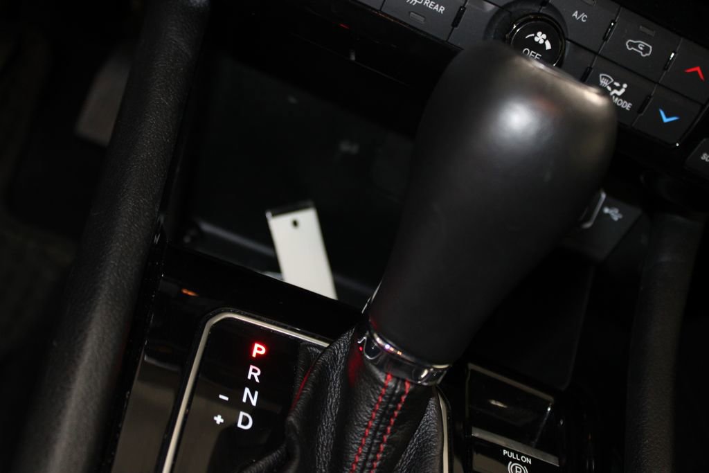 Used 2025 Jeep Compass Trailhawk AWD/4WD image 49