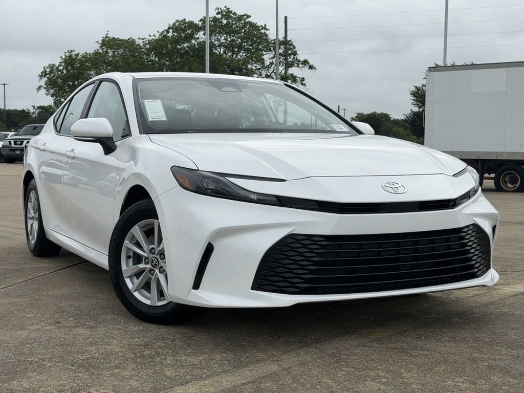 Used 2026 Toyota Camry LE FWD image 2