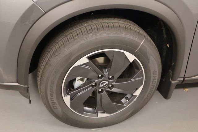 New 2026 Nissan Rogue SV w/ Cold Weather Package image 7