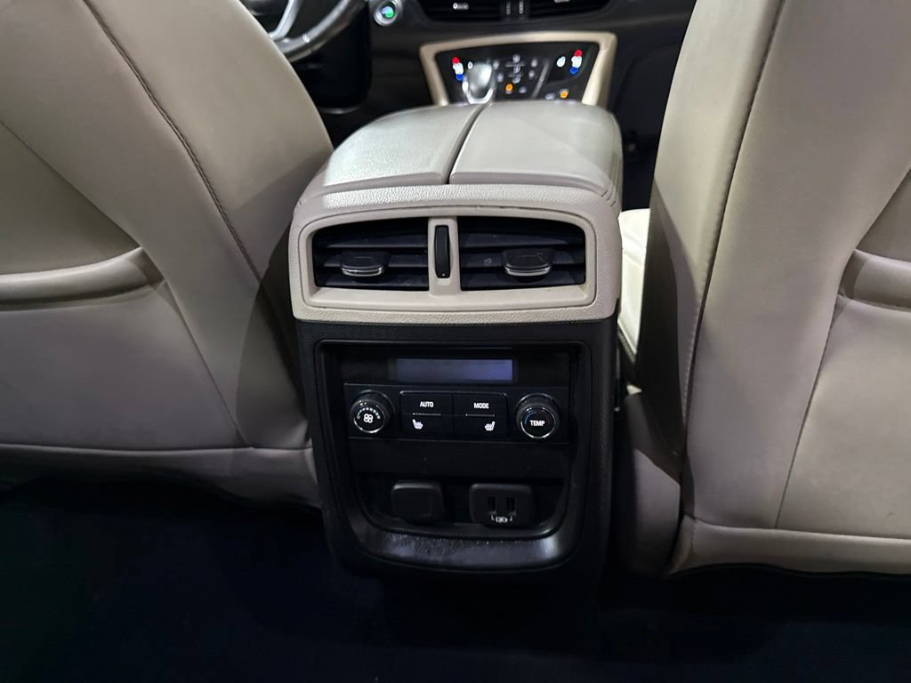 Used 2019 Buick Envision Essence w/ LPO, Road Trip Package FWD image 14