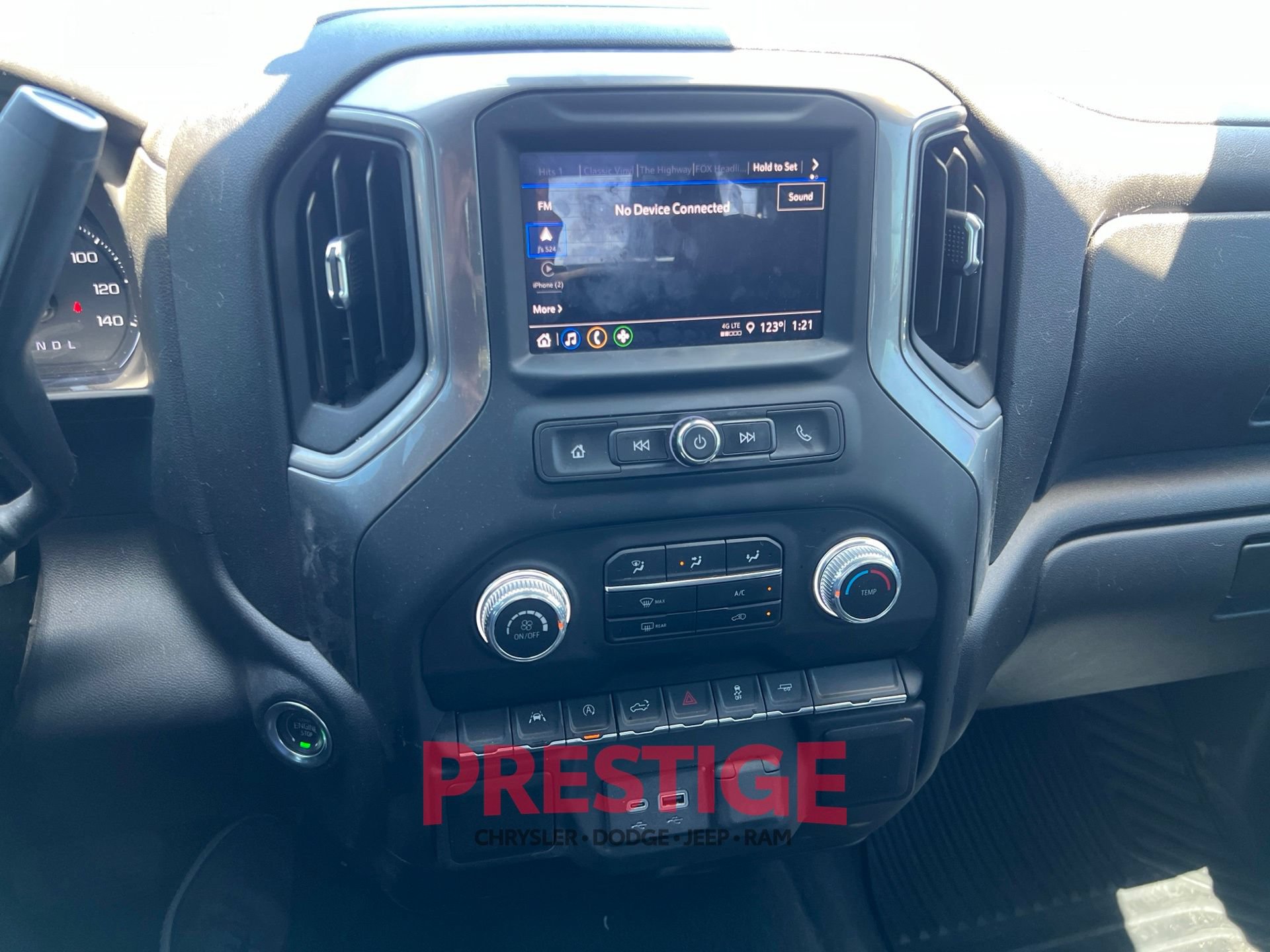 Used 2025 GMC Sierra 1500 Pro w/ Graphite Edition RWD image 38