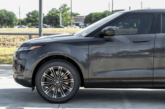 New 2026 Land Rover Range Rover Evoque S AWD/4WD image 17