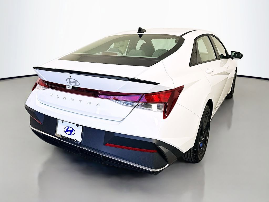New 2026 Hyundai Elantra Sport FWD image 5