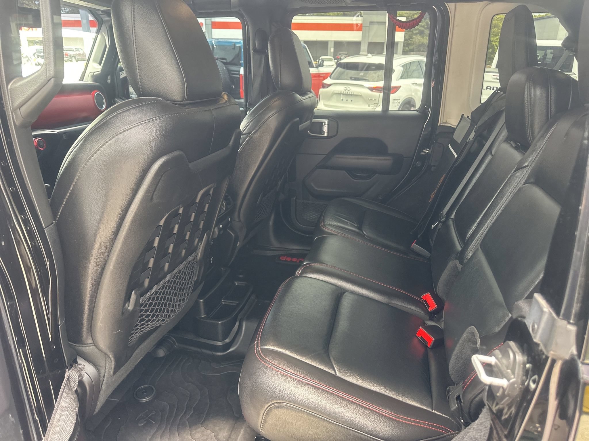 Used 2019 Jeep Wrangler Unlimited Rubicon AWD/4WD image 24