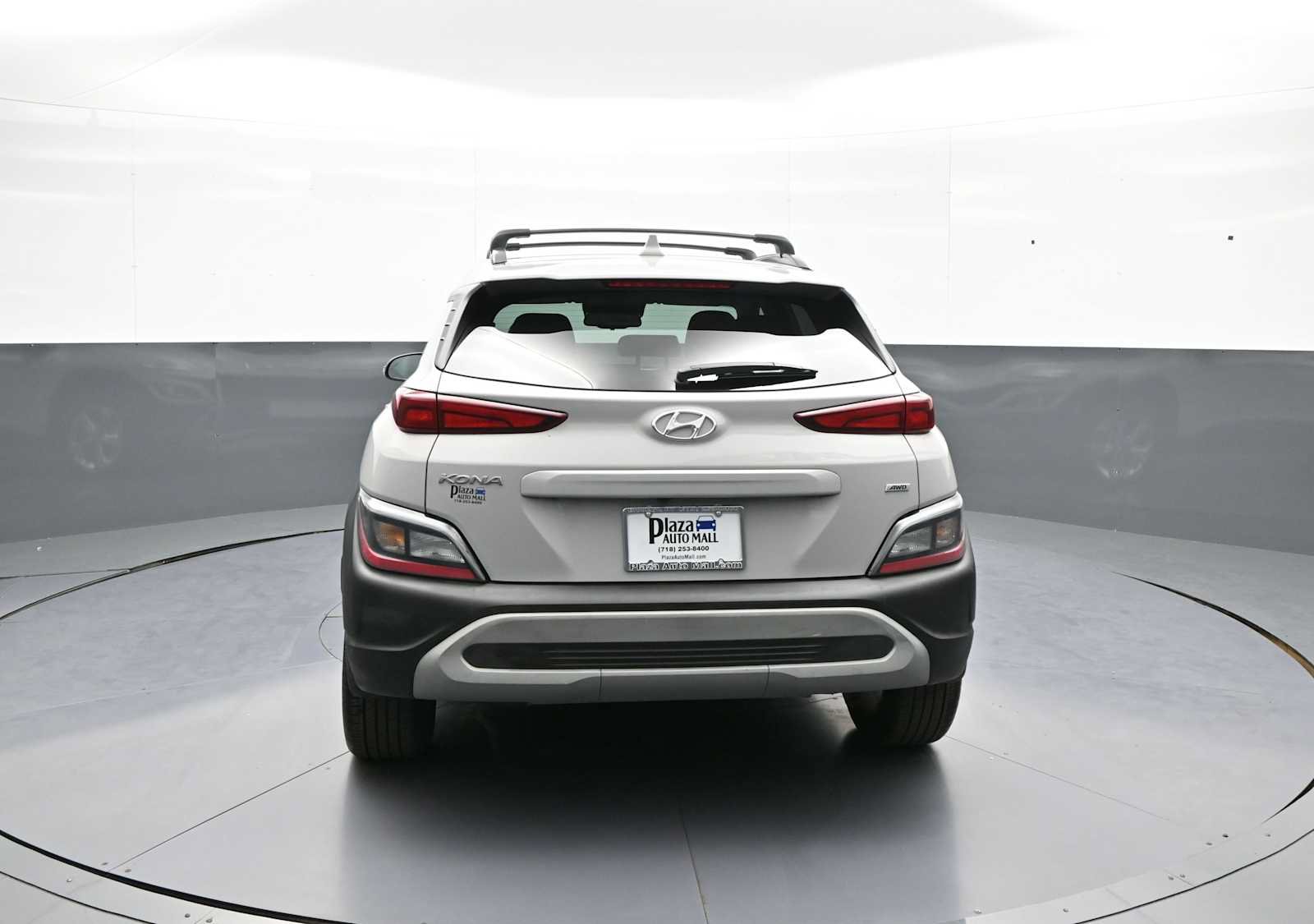 Certified 2023 Hyundai Kona SEL AWD/4WD image 7