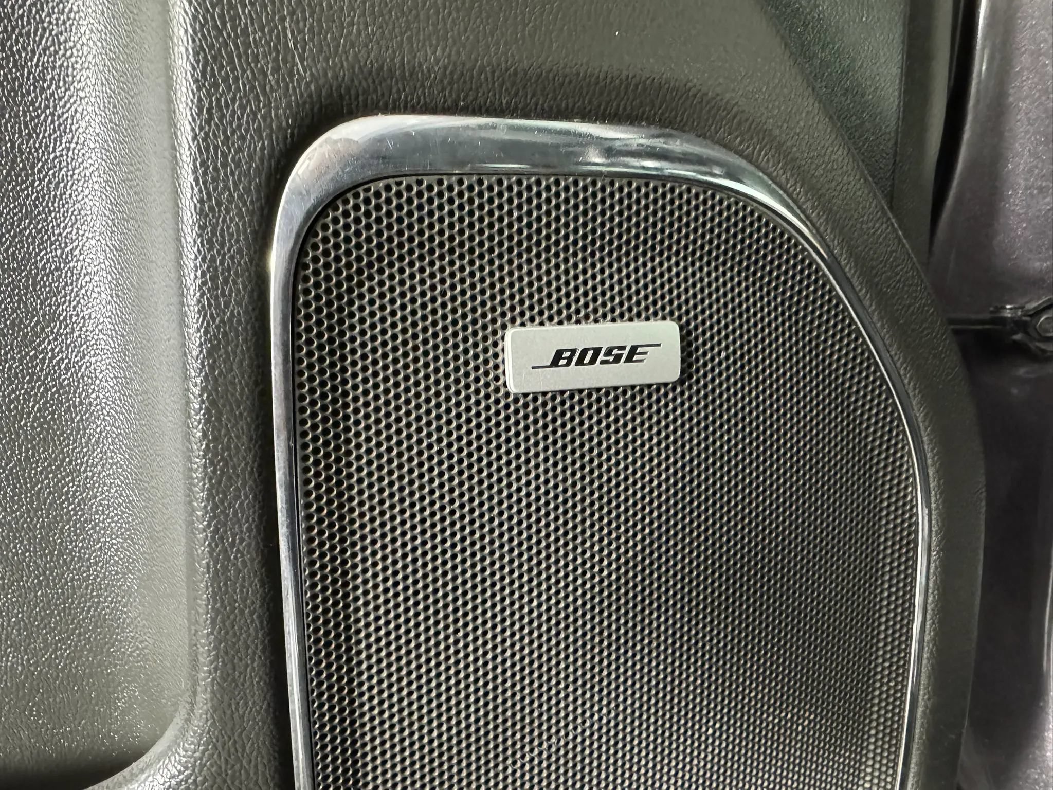 Used 2015 Chevrolet Silverado 1500 LTZ w/ LTZ Plus Package AWD/4WD image 41