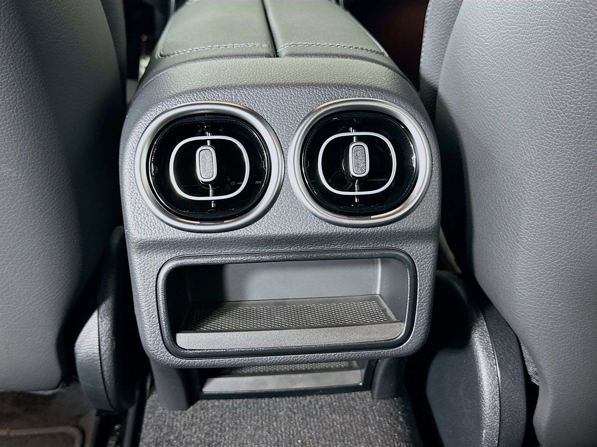 Certified 2025 Mercedes-Benz C 300 4MATIC Sedan image 32