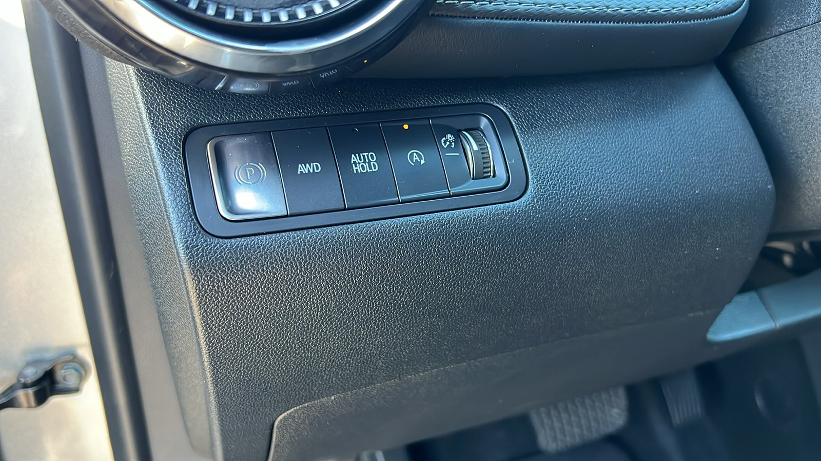 Certified 2025 Chevrolet Equinox LT AWD/4WD image 28