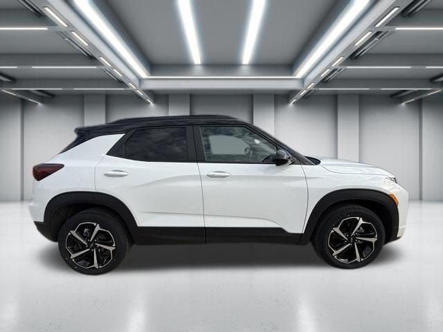 Used 2023 Chevrolet TrailBlazer RS AWD/4WD image 1