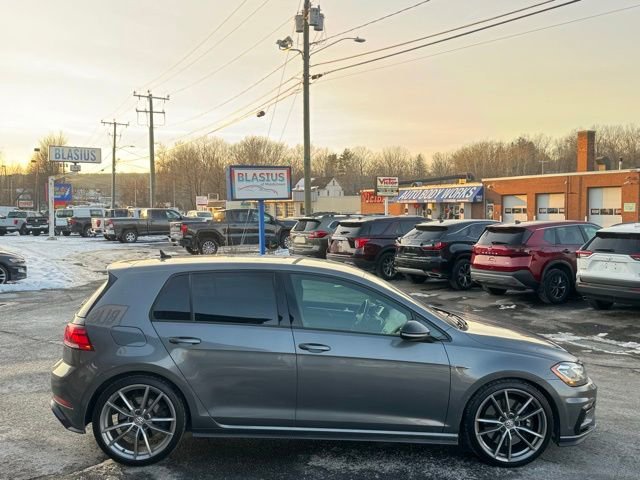 Used 2019 Volkswagen Golf R 4-Door image 4